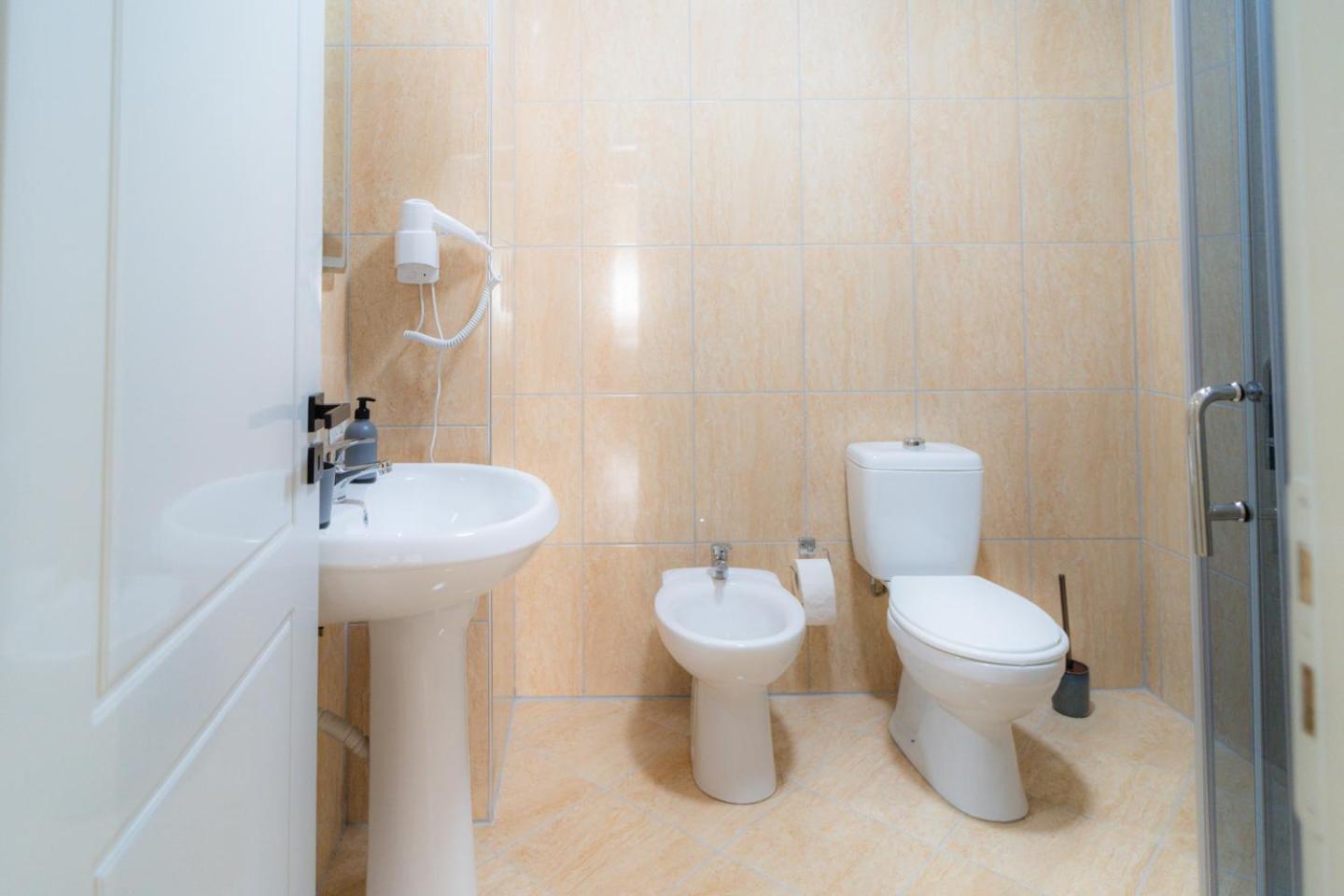 Enea Room In Center Shkodra Kültér fotó