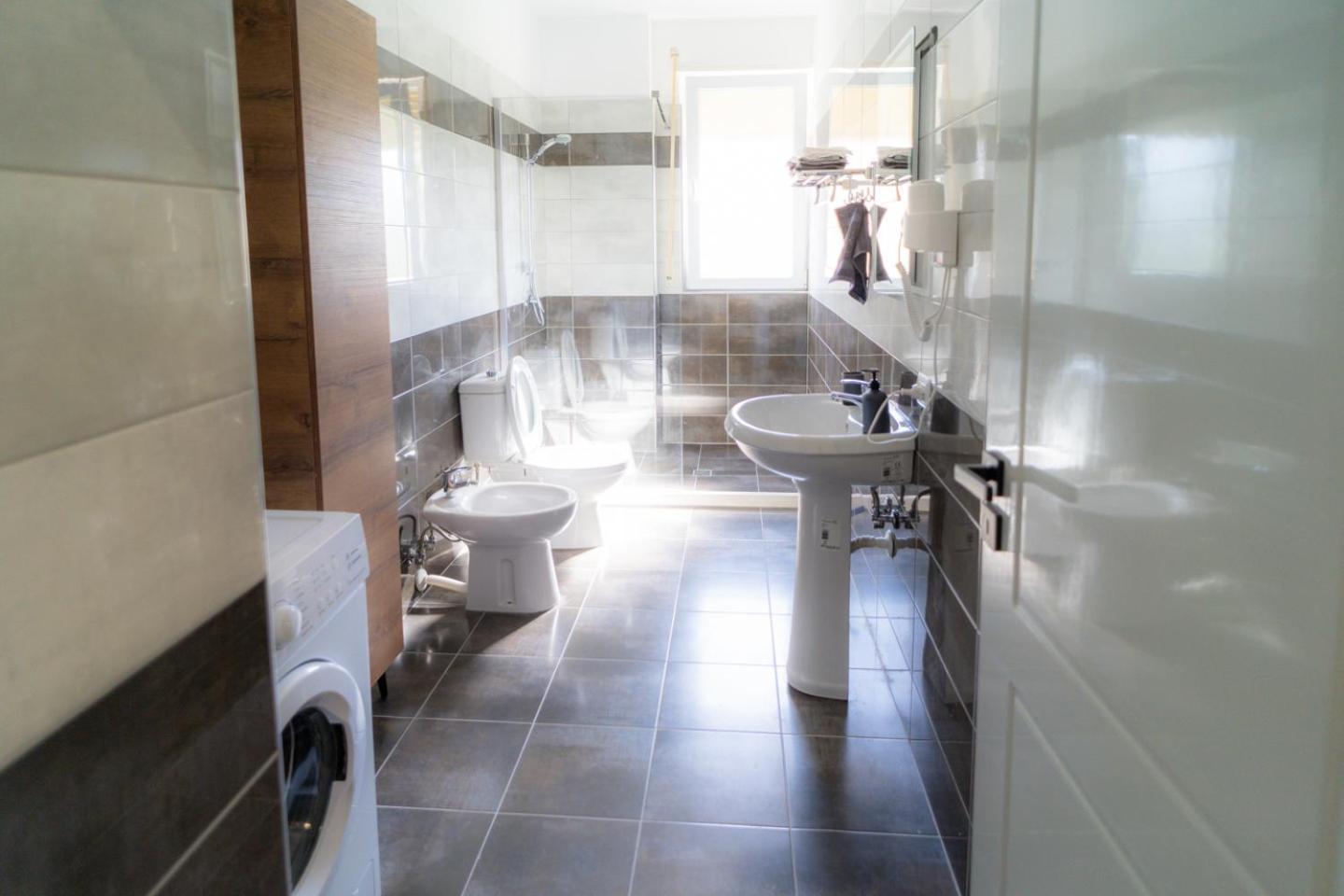 Enea Room In Center Shkodra Kültér fotó