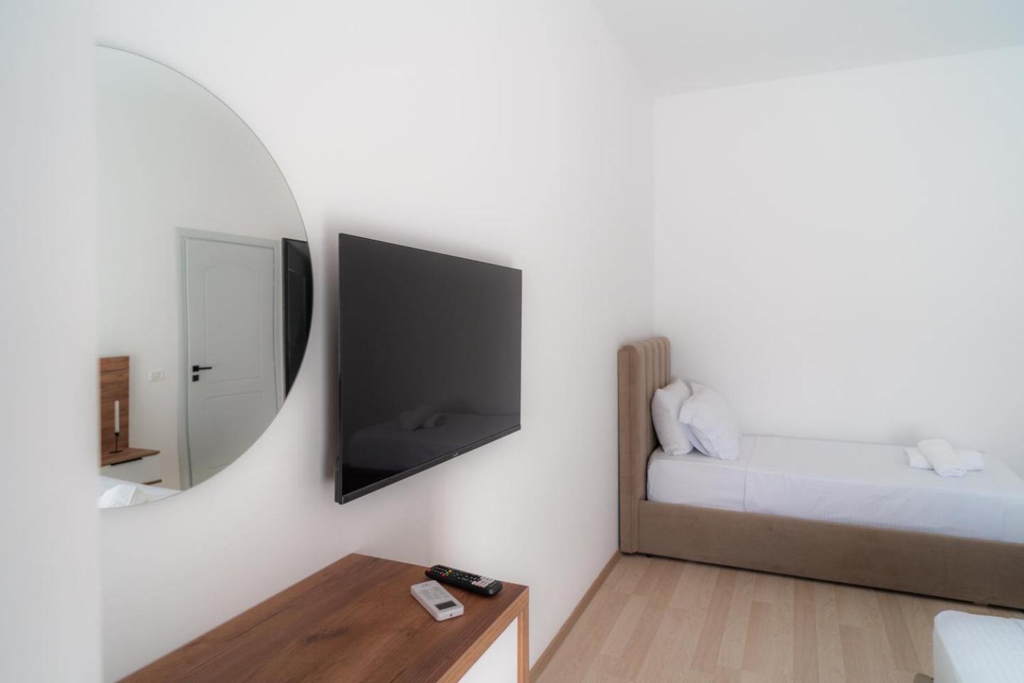 Enea Room In Center Shkodra Kültér fotó