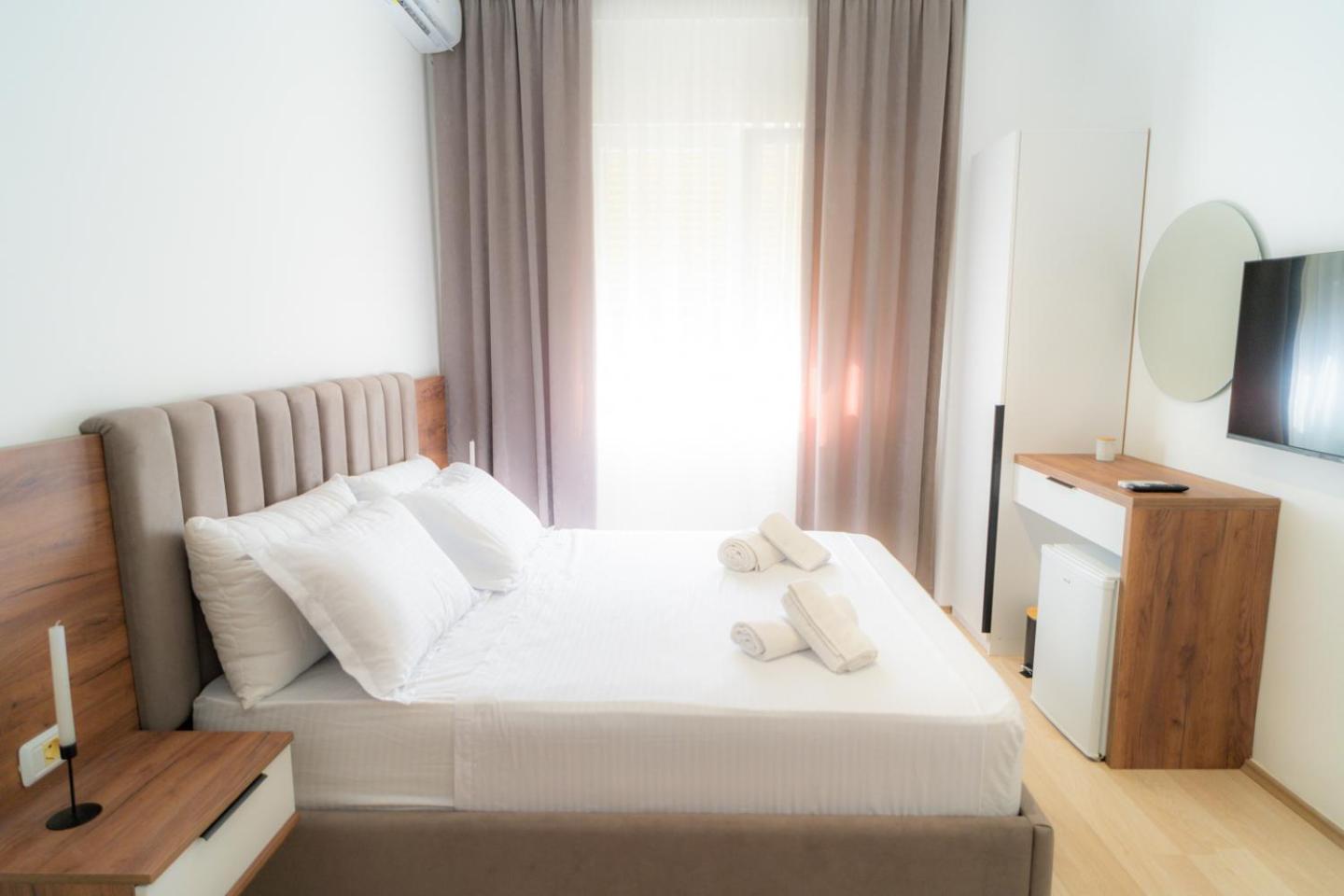 Enea Room In Center Shkodra Kültér fotó